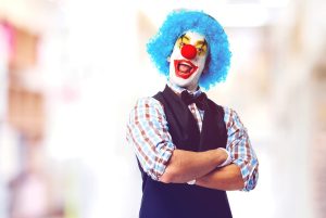 PAURA DEI CLOWN: PERCHÈ UN PERSONAGGIO DIVERTENTE RISULTA SPAVENTOSO